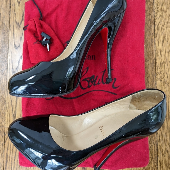 Christian Louboutin Rolando (size 37 1/2) - Picture 1 of 3